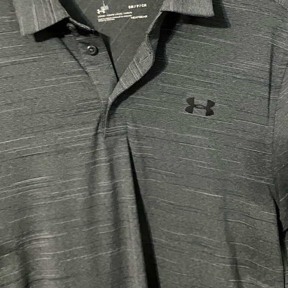 Under Armour Polo Size Sm/P/CH Loose Heatgear - Picture 3 of 5
